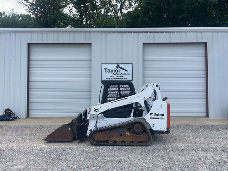 2015-bobcat-t590-image-1