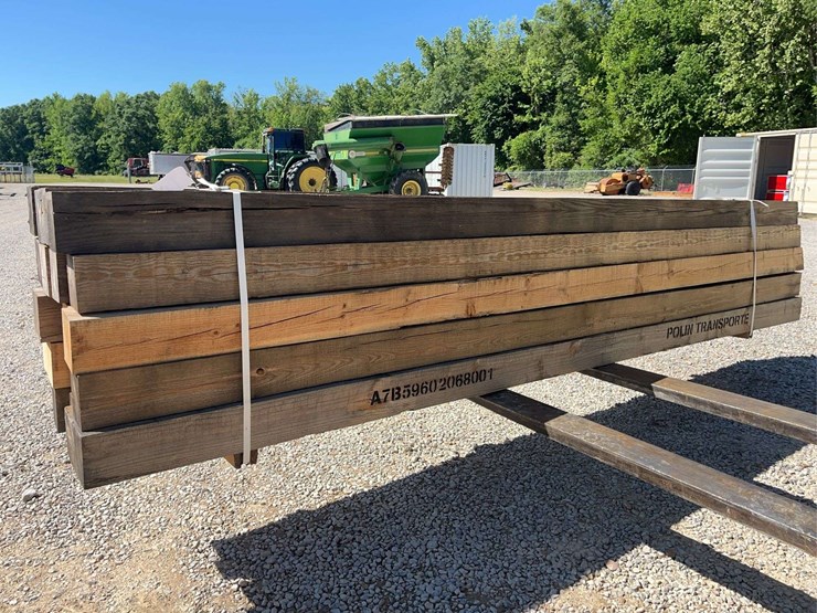 (25)-4"-x-5"-x-142"-reclaimed-fir-image-1