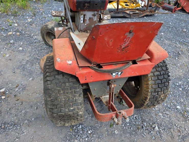 1973-massey-ferguson-12-image-3