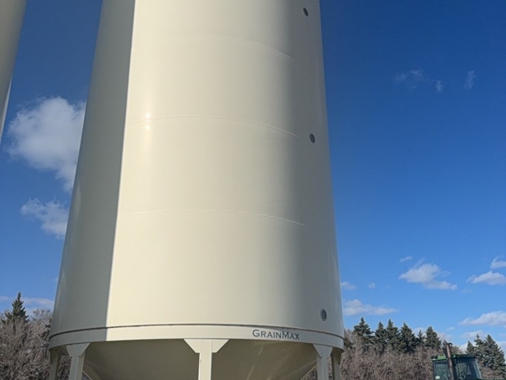 meridian-6000-bushel-hopper-bin-with-fan,-used-for-grain-only,-excellent-shape-image-21