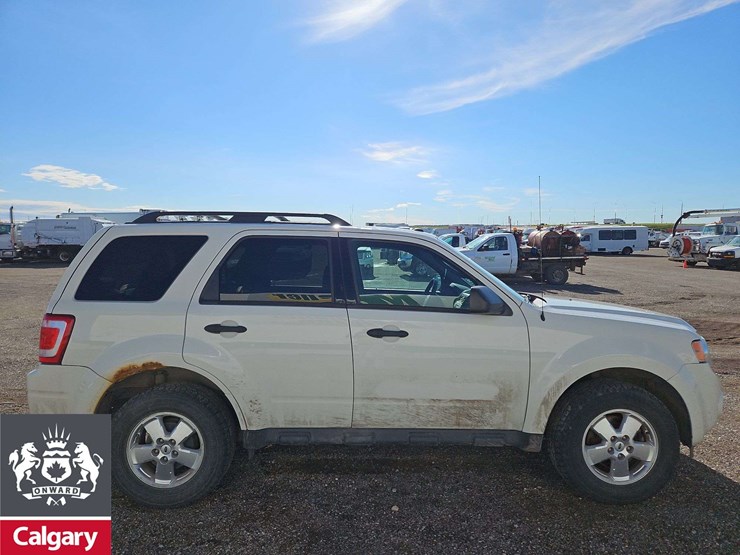 2012-ford-escape-image-6