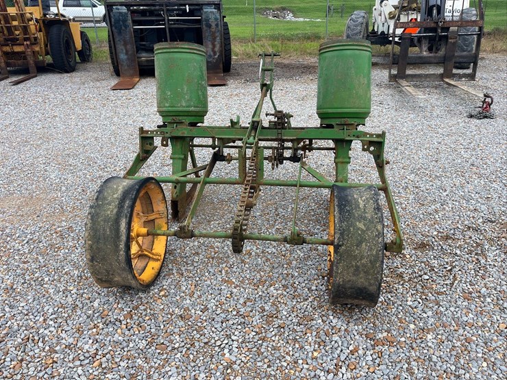 john-deere-2-image-3