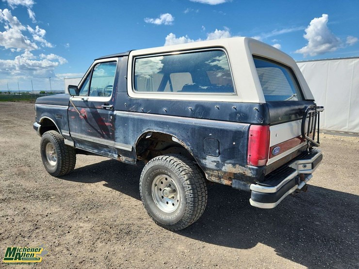 1987-ford-bronco-image-3