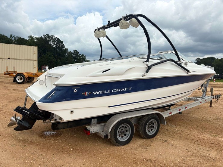 1996-wellcraft-240-eclipse-in-shore-bay-boat-image-3