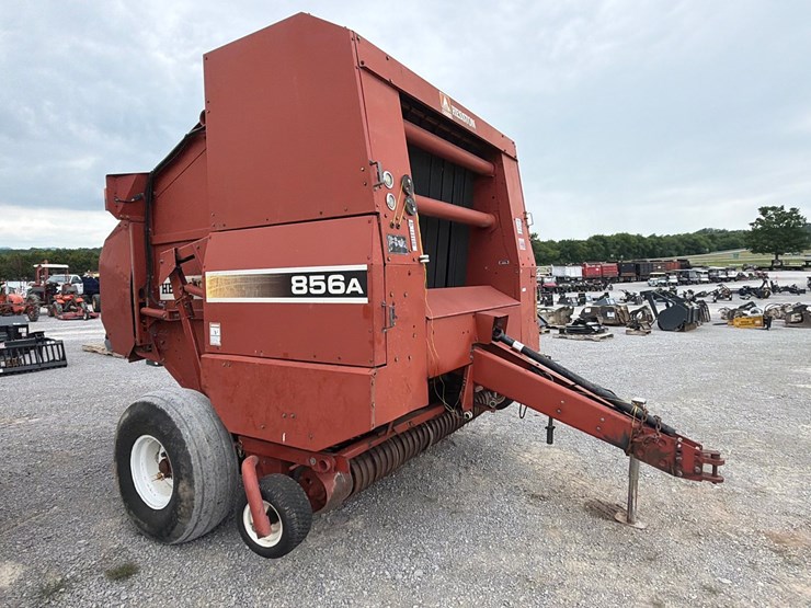 hesston-856a-image-2