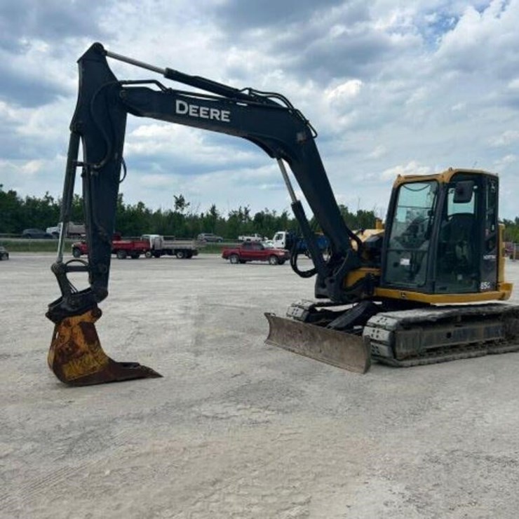 2014 DEERE 85G