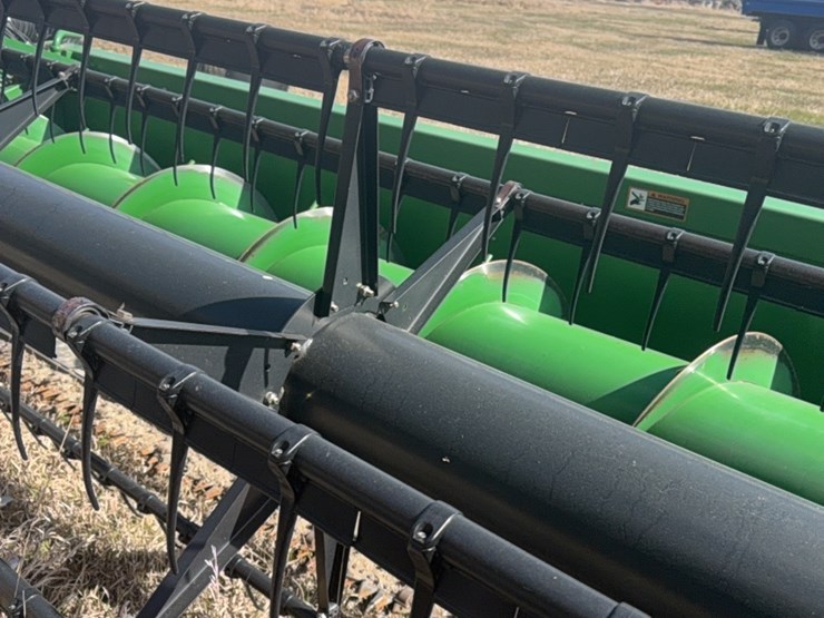 john-deere-635f-image-29