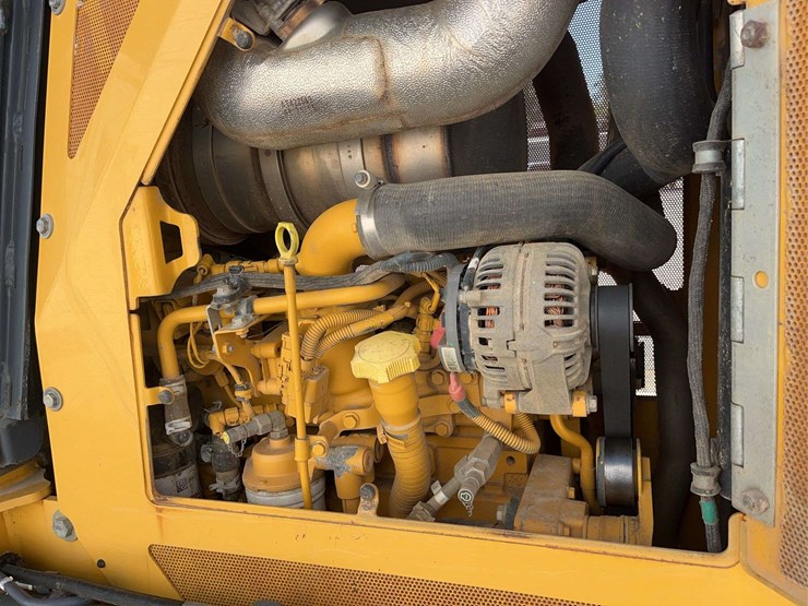 deere-650k-image-14