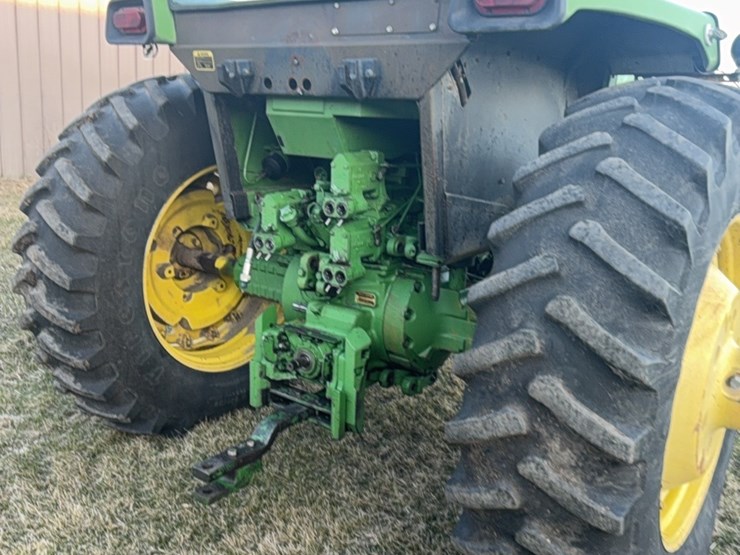 john-deere-4440-image-13