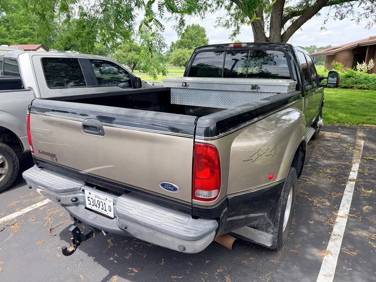 2004-ford-f350-image-3