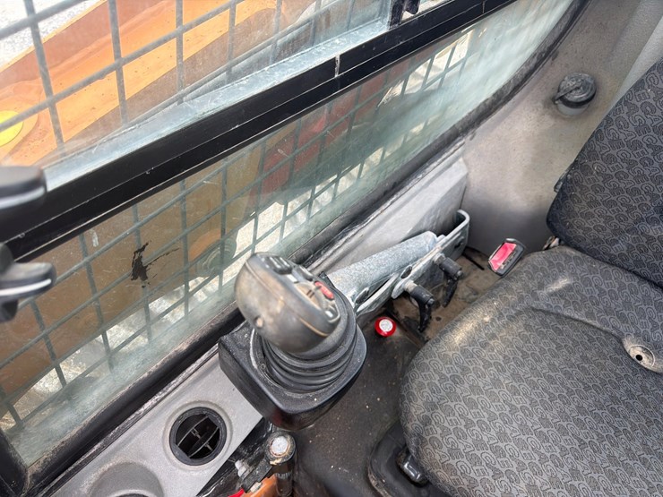 case-sr210b-image-12