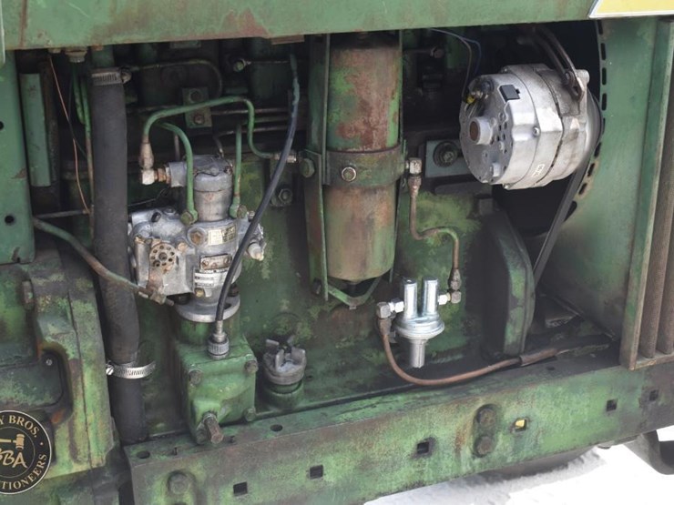 john-deere-3010-image-31