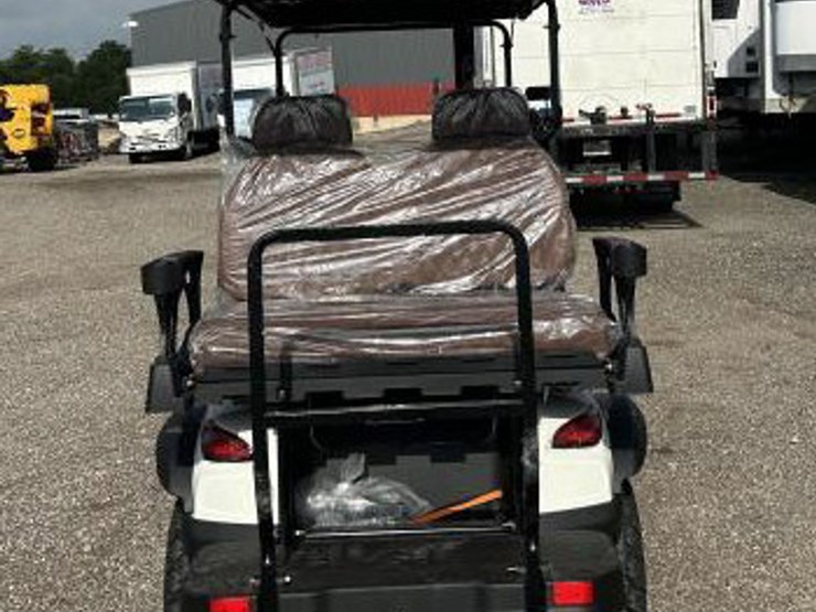 #40-•-4-seat-electric-golf-cart---sdlgc80---white-image-5
