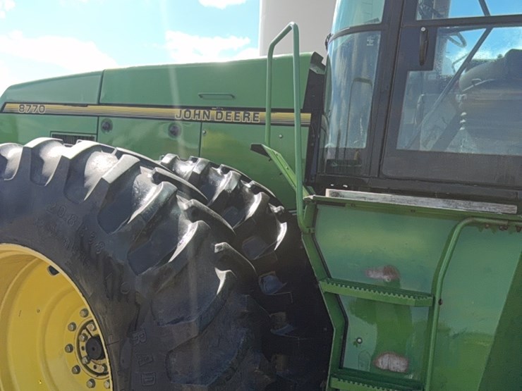 john-deere-8770-image-22