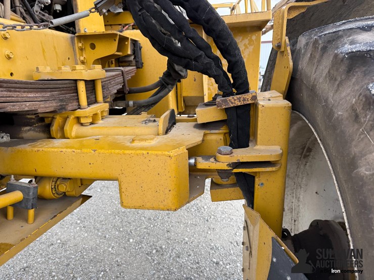 ag-chem-rogator-854-image-15