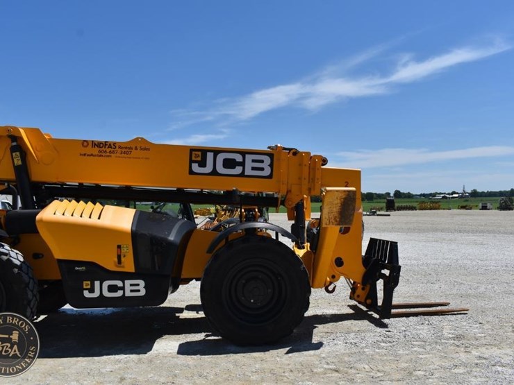 2023-jcb-510-56-image-16
