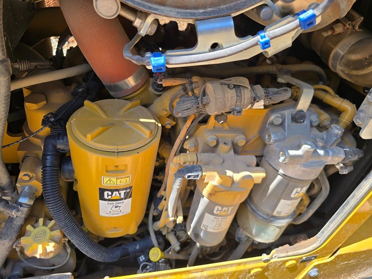 caterpillar-d4-image-69