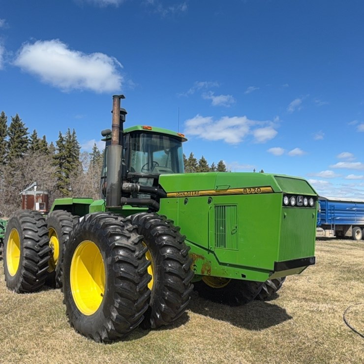 JOHN DEERE 8770