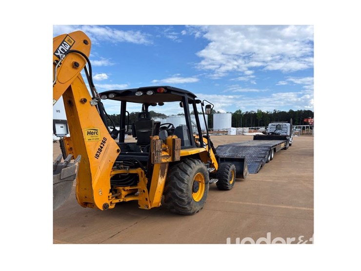 2020-jcb-3cx-image-6
