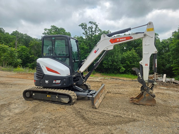 2023-bobcat-e35i-image-14