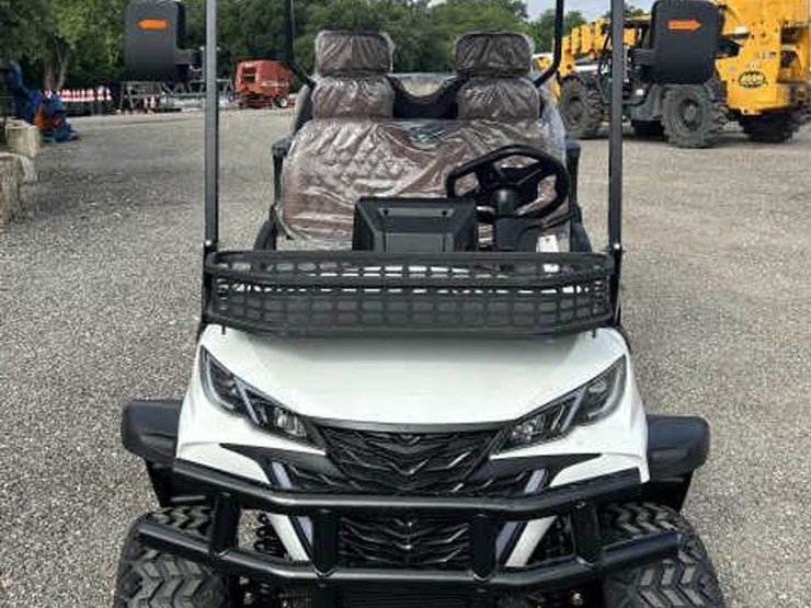 #39-•-4-seat-electric-golf-cart---sdlgc80---white-image-2