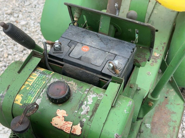 1968-john-deere-110-image-16