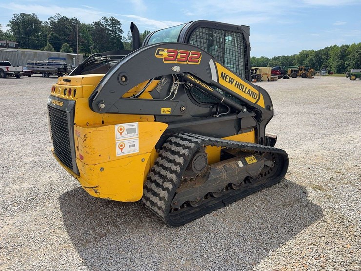 new-holland-c332-image-5