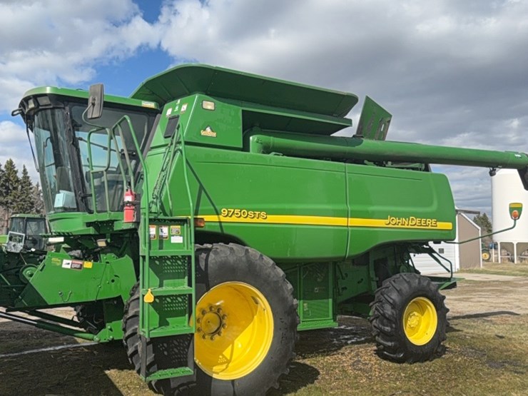 john-deere-9750-image-1