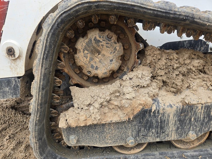 2023-bobcat-t650-image-47
