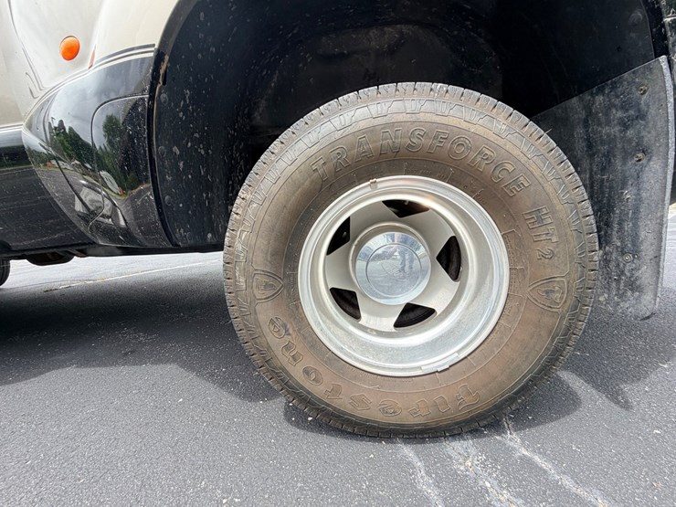 2004-ford-f350-image-59