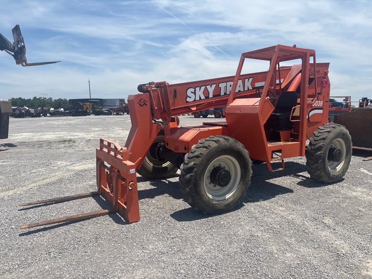 sky-trak-6036-image-1