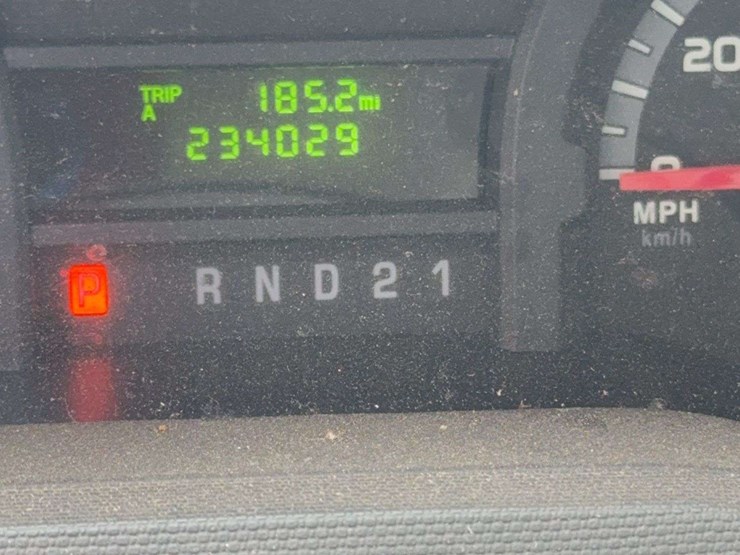 2013-ford-e150-image-17