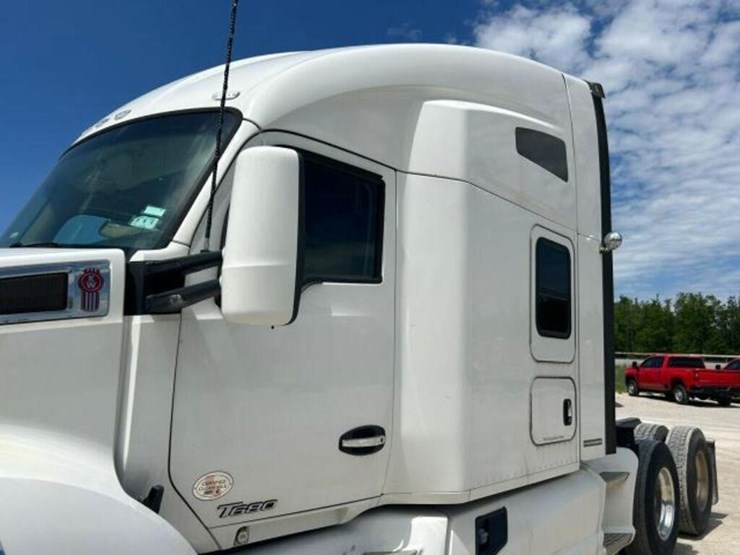 2020-kenworth-t680-image-53
