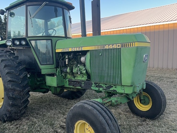 john-deere-4440-image-24
