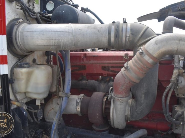 2005-peterbilt-378-image-57