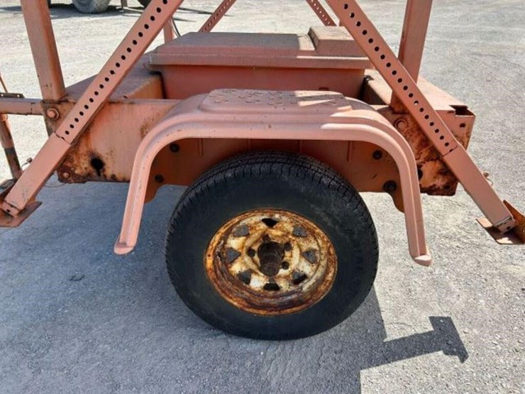 tow-behind-sign-board-image-24