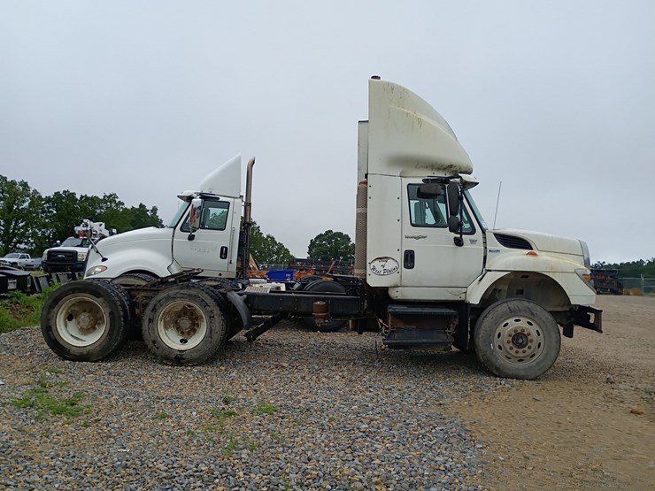 2011-international-workstar-7600-image-6