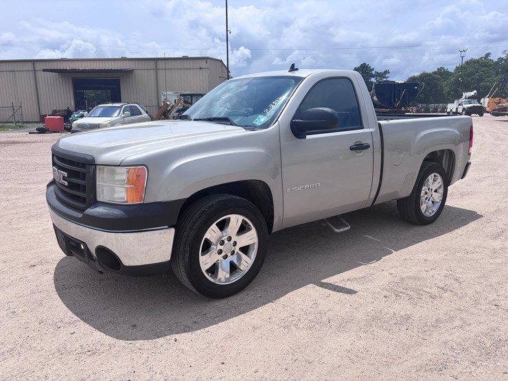 2007-chevrolet-silverado-1500-image-1
