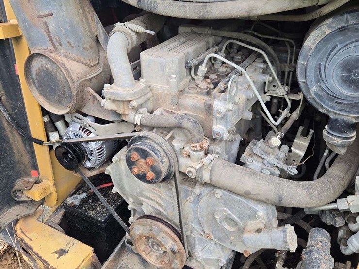 2005-caterpillar-277b-image-3