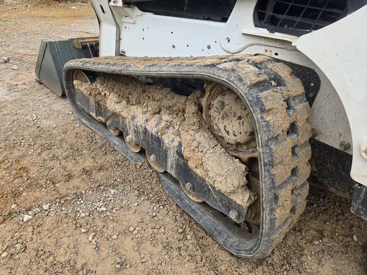 2023-bobcat-t650-image-32
