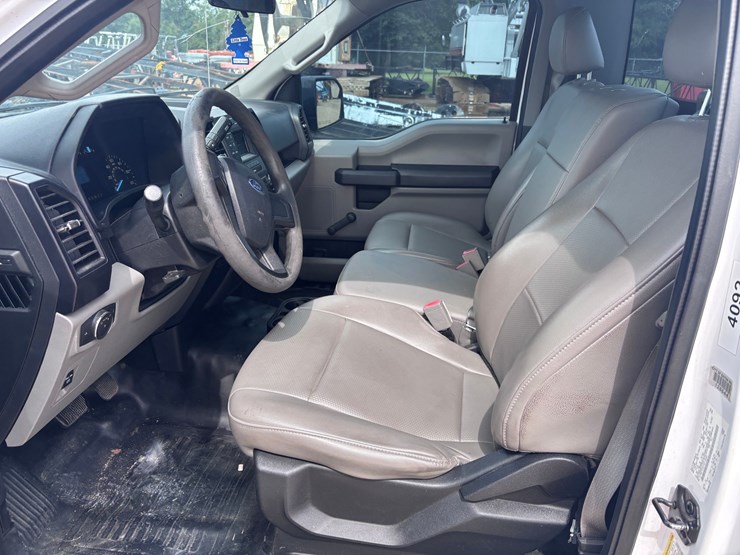 2017-ford-f150-image-5