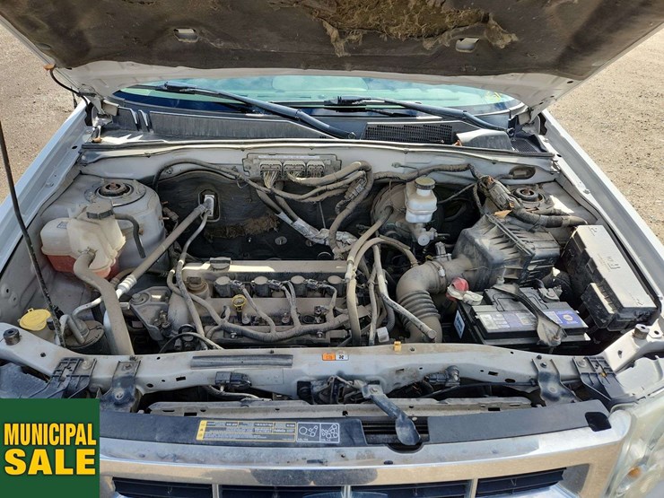 2011-ford-escape-image-21
