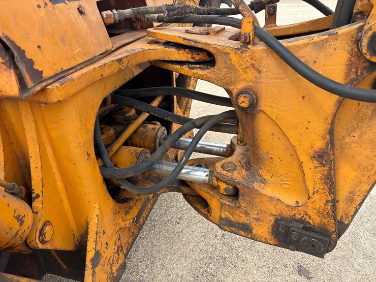 case-680e-image-7