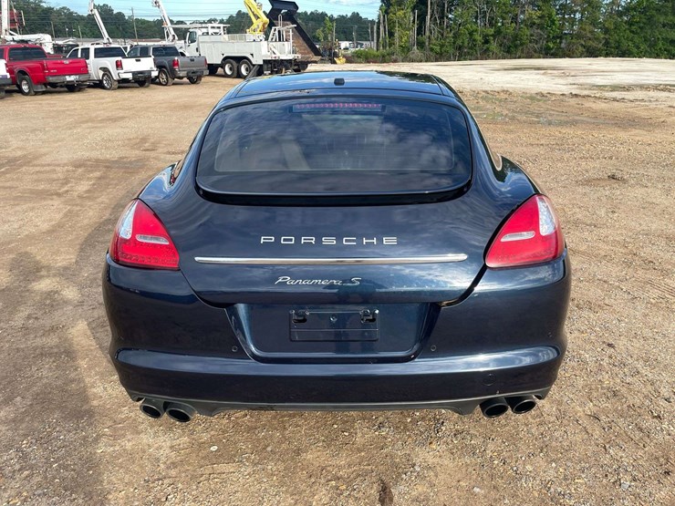 2010-porsche-panamera-s-4-door-sedan-(151,912-miles)-image-6