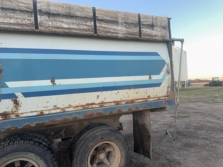 1980-gmc-diesel-tag-tandem-grain-truck,-5+2,-roll-tarp,-sold-as-is-image-10