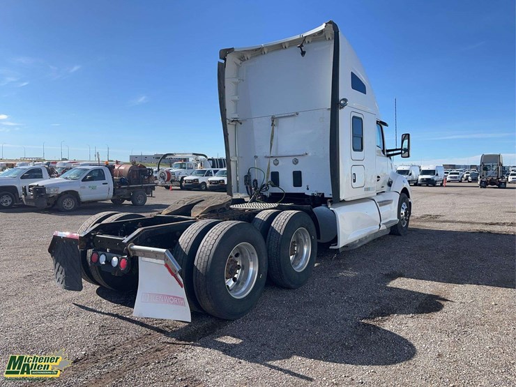 2018-kenworth-t680-image-5