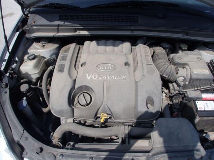 2007-kia-rondo-ex-sport-utility-vehicle-knafg52667-image-45