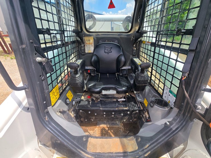 2024-bobcat-t650-image-25