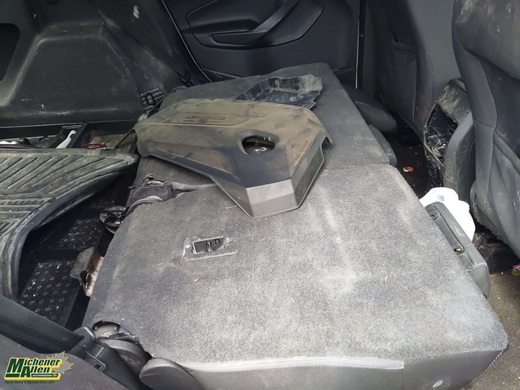 2014-ford-escape-image-16