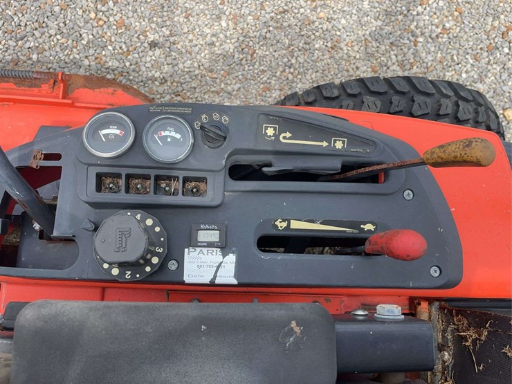 kubota-zd326-image-6